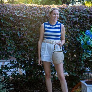 Muse by Magnolia Blue and White Striped Sweater Tank in Women’s Medium?